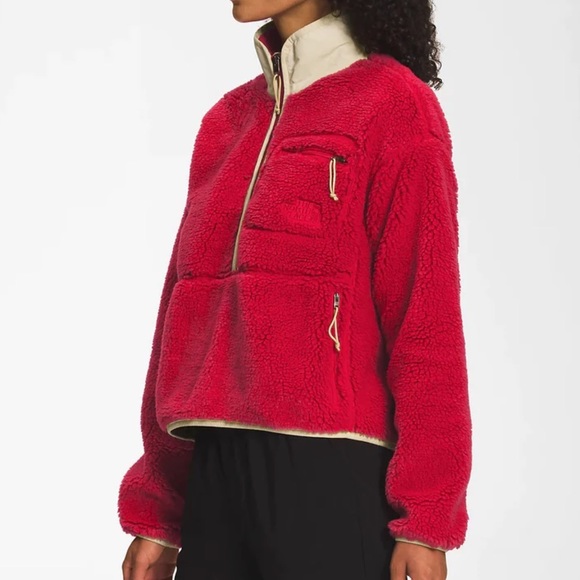 The North Face Jackets & Blazers - The North Face Women’s Extreme Pile pullover 1/4 zip. Size M. Sample. Worn once.